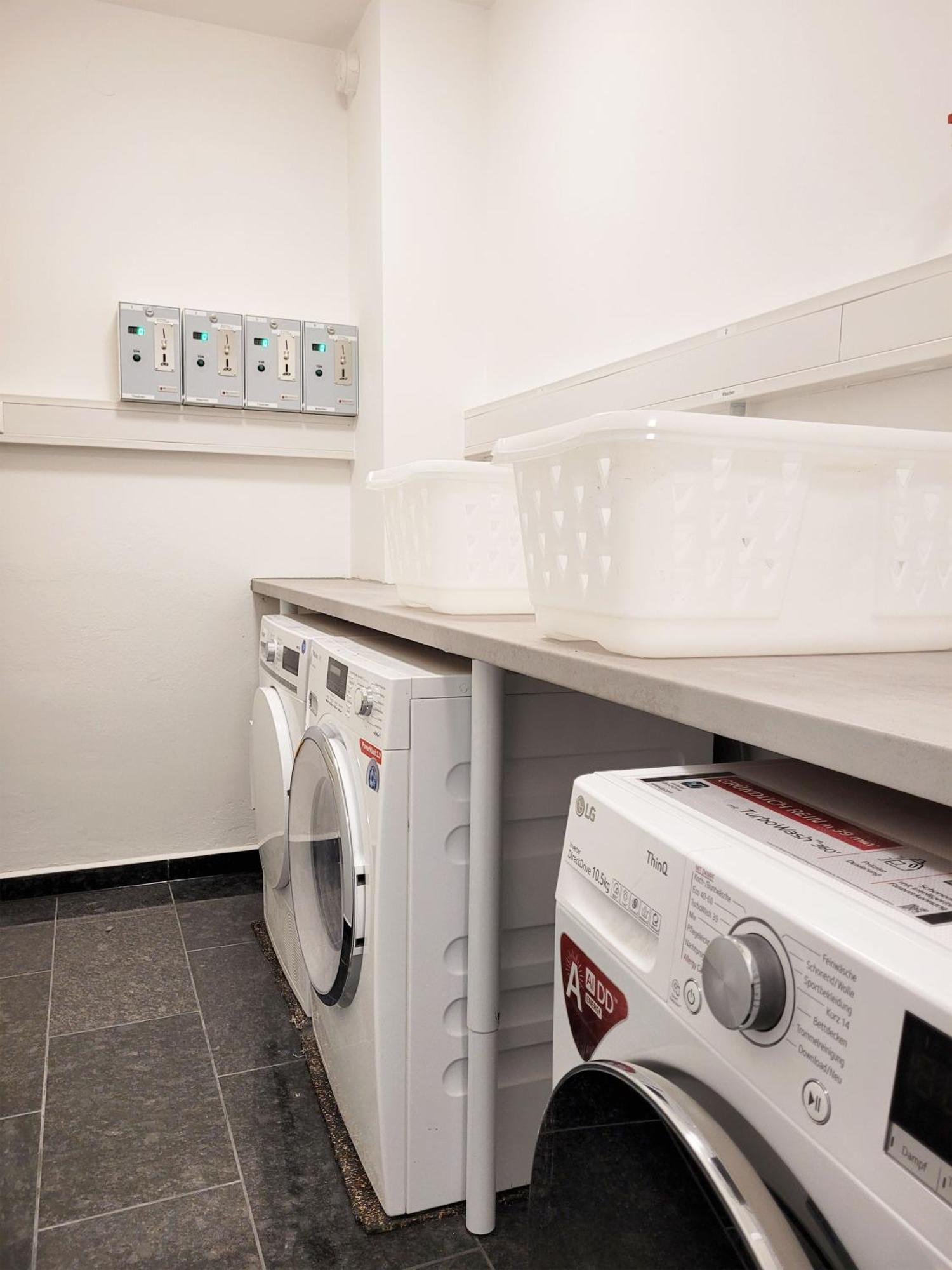 Moderne 1 Zimmer Ferienwohnung Mit Sonnenterrasse Und Parkplatz, In Ruhiger Lage, Nur Wenige Gehminuten Zum Ostsee Sandstrand Scharbeutz Extérieur photo