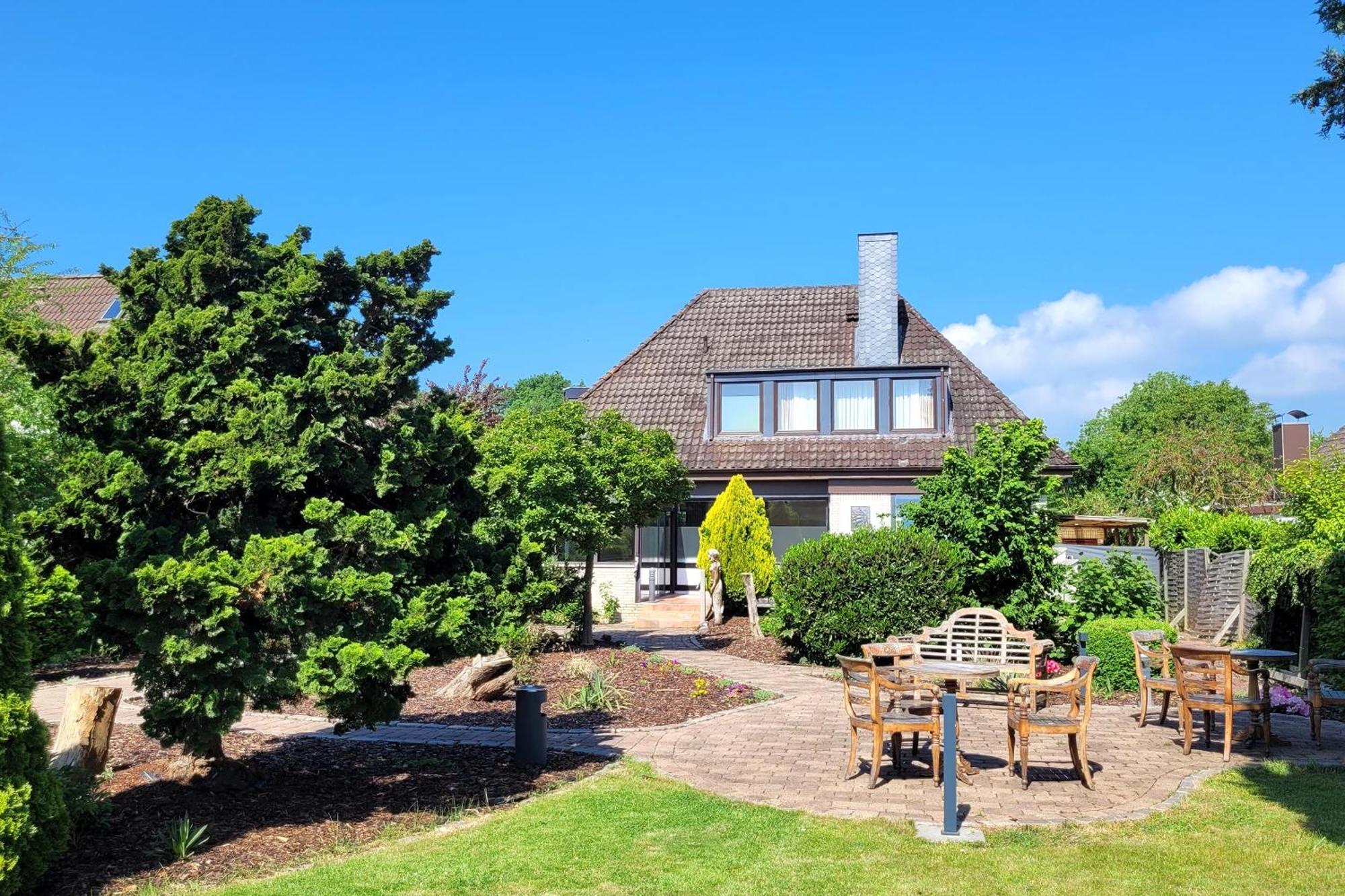 Moderne 1 Zimmer Ferienwohnung Mit Sonnenterrasse Und Parkplatz, In Ruhiger Lage, Nur Wenige Gehminuten Zum Ostsee Sandstrand Scharbeutz Extérieur photo